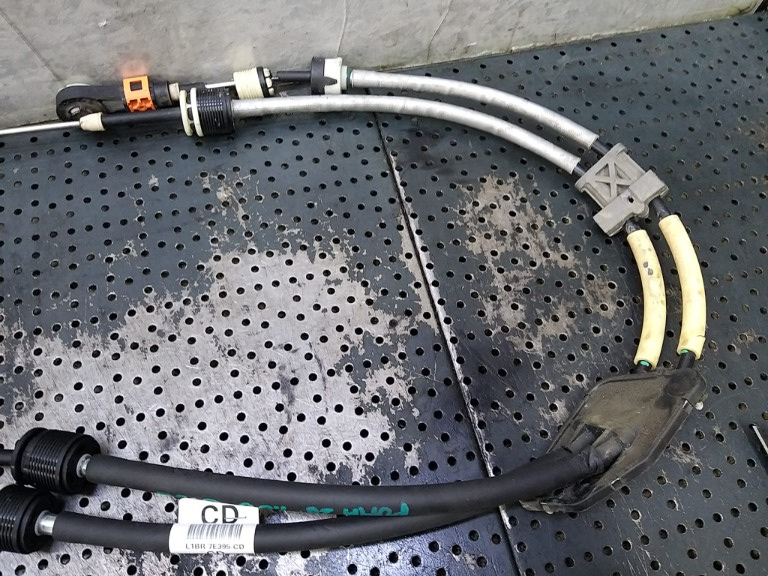 Cabluri timonerie 1.0 b ford puma j2k cf