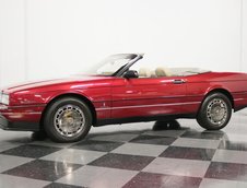 Cadillac Allante de vanzare