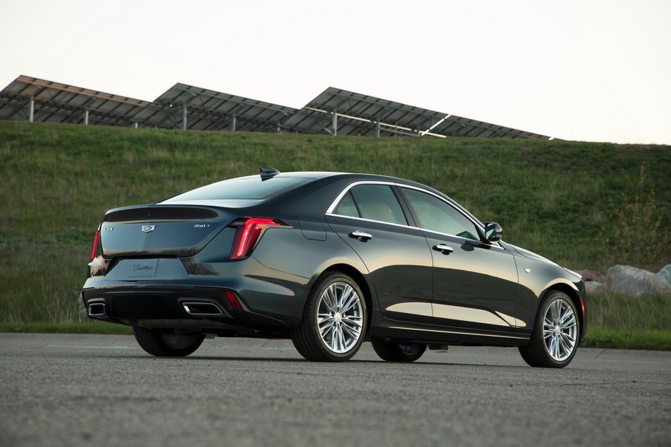 Cadillac CT4