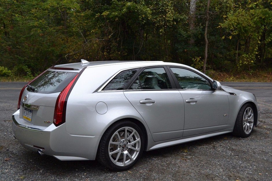 Cadillac CTS-V manual de vanzare