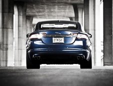 Cadillac CTS-V vs. Jaguar XFR: un duel redutabil