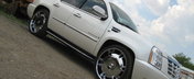 Actul 2 din sonetul MBM: Cadillac Escalade - Mare, Alba, Crom