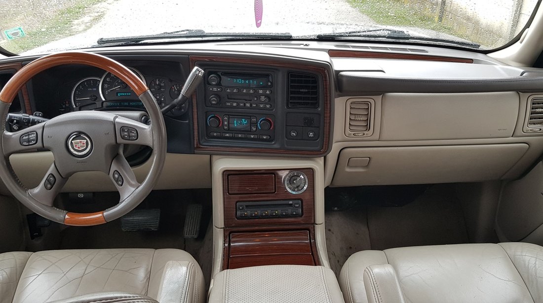 Cadillac Escalade Luxury 6.0i V8 2005