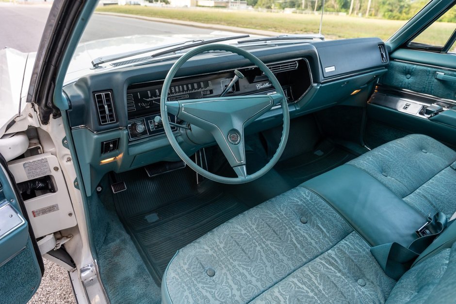 Cadillac Fleetwood Sixty Special de vanzare