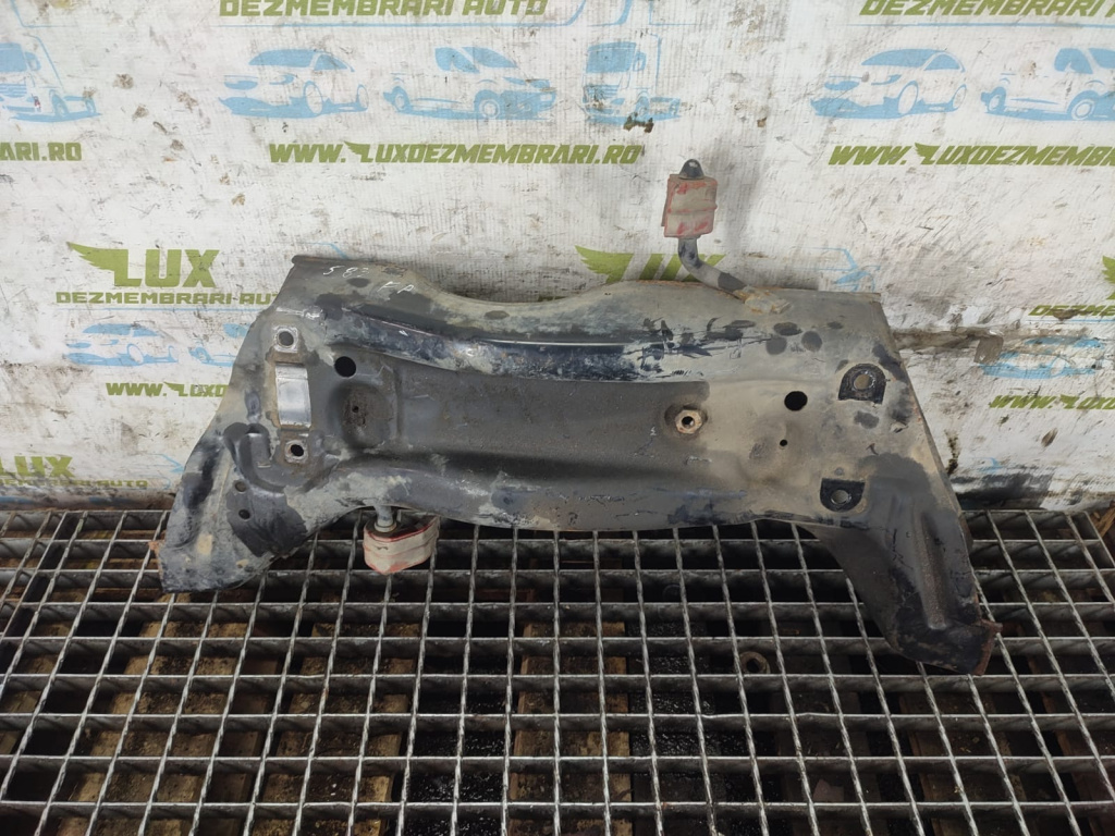 Cadru motor 1.2 benzina AZQ Volkswagen VW Polo 4 9N [2001 - 2005] 1.2 benzina AZQ