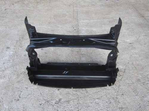 CADRU PLASTIC / CARCASA DIRIJARE AER RADIATOR JAGUAR XF X250 FAB. 2009 - 2015 ⭐⭐⭐⭐⭐