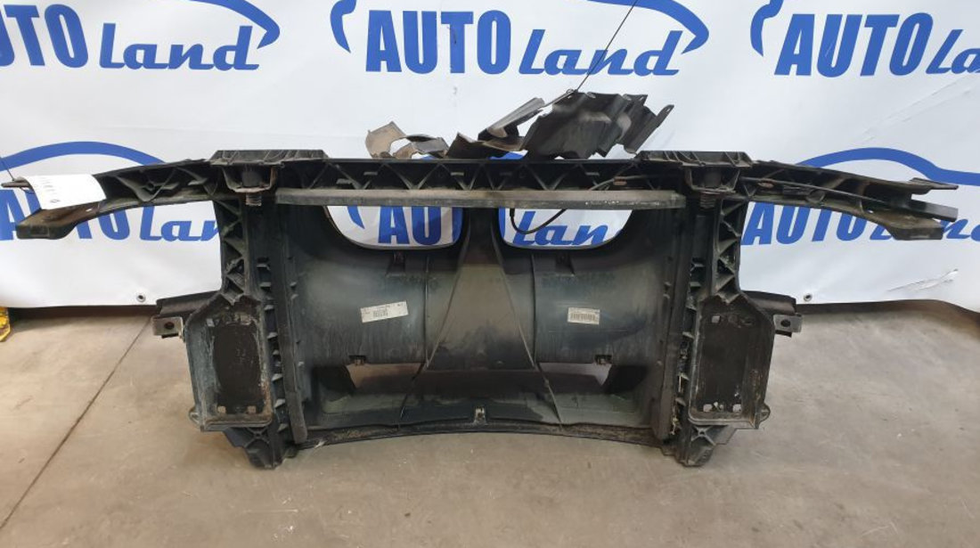 Calandru Trager Panou Fata Diesel, cu Intaritura 716658414 BMW 1 E81,E87 2004