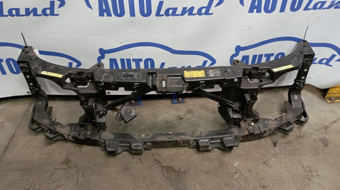 Calandru Trager Panou Fata Land Rover RANGE ROVER SPORT 2005