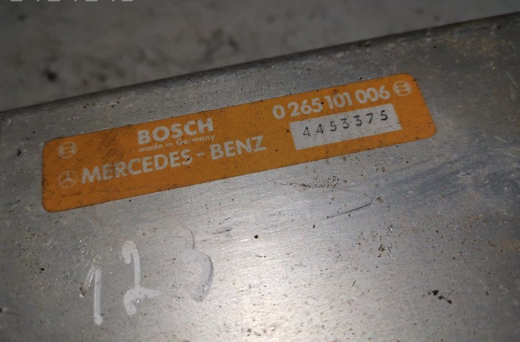 Calculator ABS BOSCH MERCEDES-BENZ W123 0 265 101 006 / 02651010060 265 101 006 / 0265101006