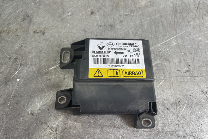 Calculator airbag 8200769222 / 8200 76 92 22 Dacia Logan [2004 - 2008] Sedan 1.4 (85 hp)