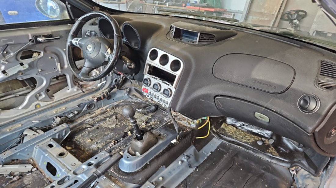 Calculator airbag Alfa Romeo 156 932 [facelift] [2002 - 2007] Sedan 4-usi 1.9 JTD MT (116 hp)