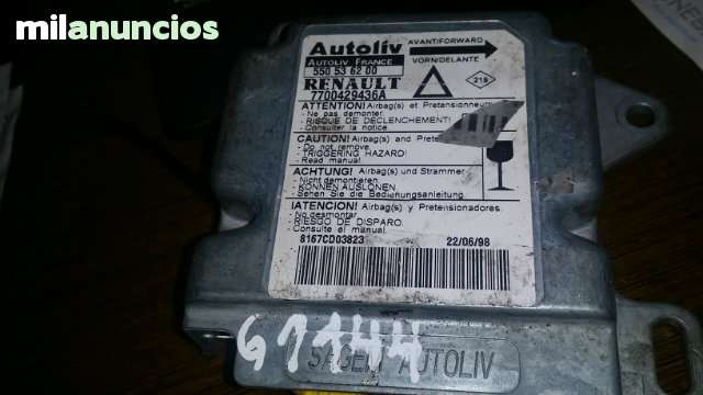 Calculator AIRBAG AUTOLIV RENAULT LAGUNA 7700429436A / 550 53 62 00 / 5505362007700429436A / 550 53 62 00 / 550536200
