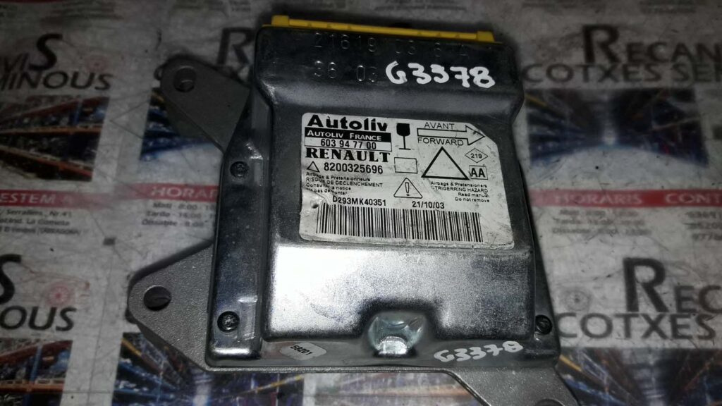 Calculator AIRBAG AUTOLIV RENAULT LAGUNA 8200325696 / 6039477008200325696 / 603947700