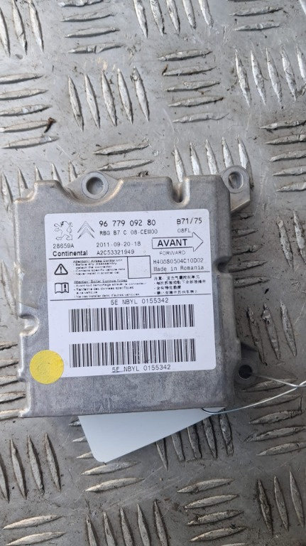 Calculator airbag Citroen C4 B7 1.6 HDI cod motor 9HR / DV6C transmisie manuala an 2012 cod 96779092...