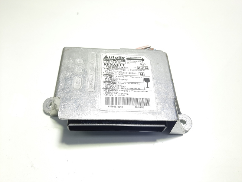 Calculator airbag, cod 8200682381, Renault Megane 2 Coupe-Cabriolet (id:386226)