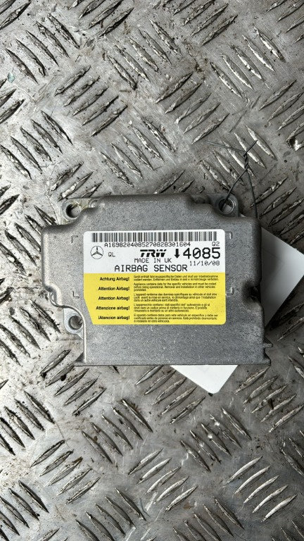Calculator airbag Mercedes B-klass w245 170NGT,116cp/85 wk,cod motor M266960 an 2008 cod A1698204085