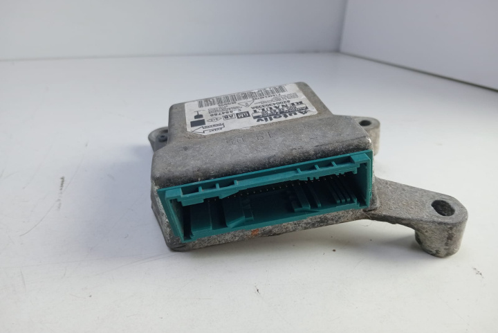 Calculator airbag Modul airbag 8200435339A Opel Vivaro A [2002 - 2006]