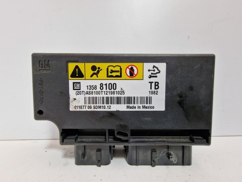 Calculator airbag Opel Insignia A 2008-2013 13588100 TB