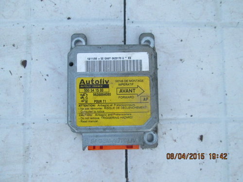 Calculator airbag Peugeot 206; 963 689 40 80