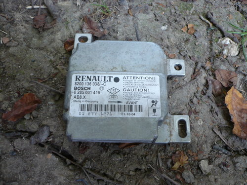 Calculator airbag Renault Clio 2 Symbol 2002 2008 Cod: 8200136038
