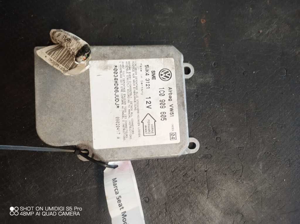 Calculator airbag SKODA OCTAVIA 2004 - COD 1C0909605