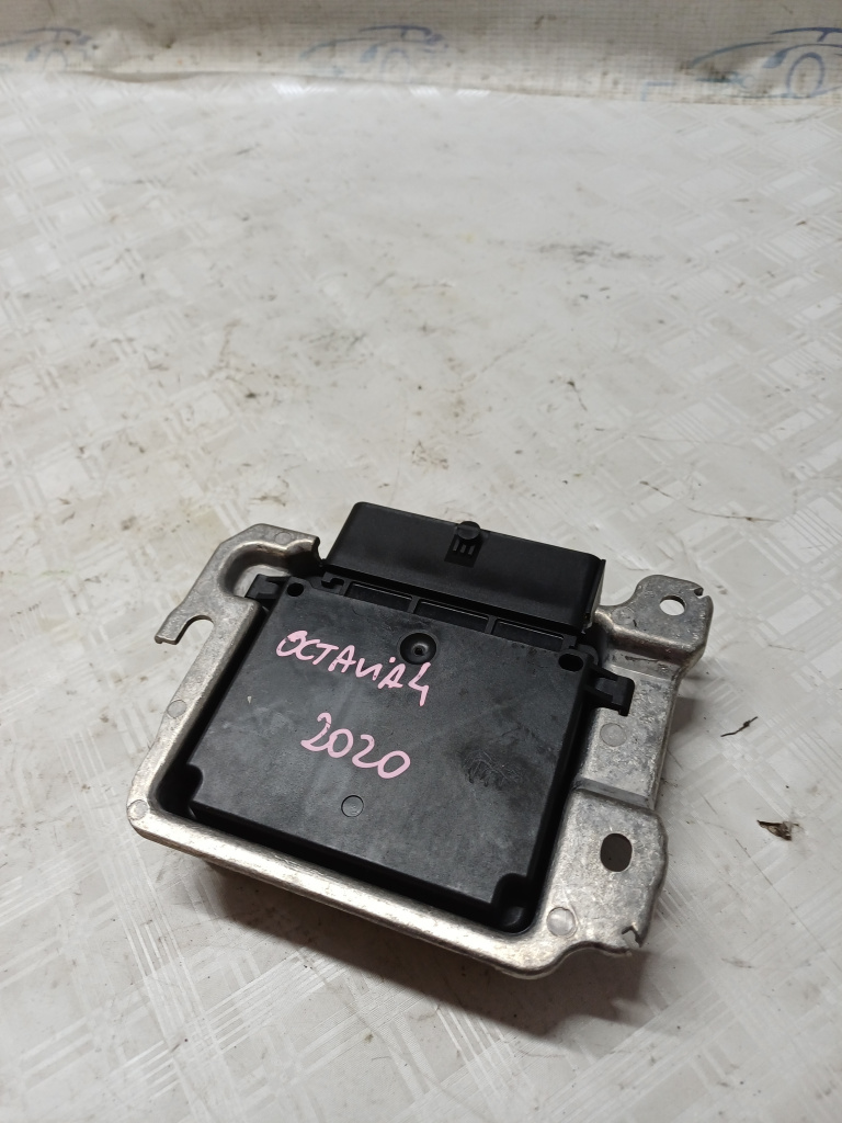 Calculator Airbag Skoda Octavia 4 Break 2.0 Motorina 2020, 1EA959655T