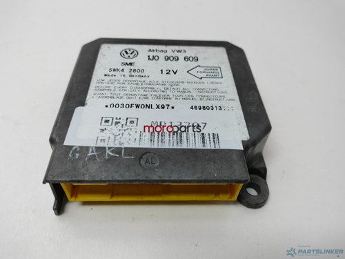 Calculator airbag Volkswagen Golf 4 hatchback 1.6 SR OEM 1J0909609