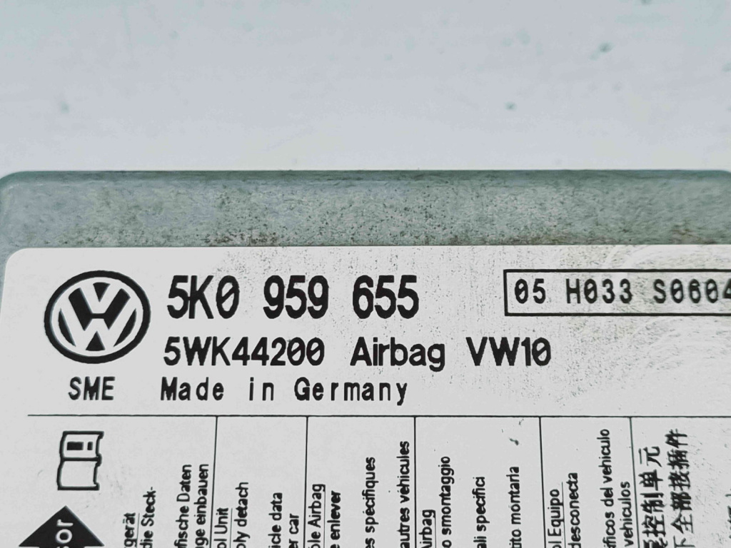 Calculator airbag Volkswagen Golf 6 (5K1) [Fabr 2009-2013] 5K0959655 1.4 Benz CGGA 59KW / 80CP 1.4 Benz CGGA 59KW / 80CP