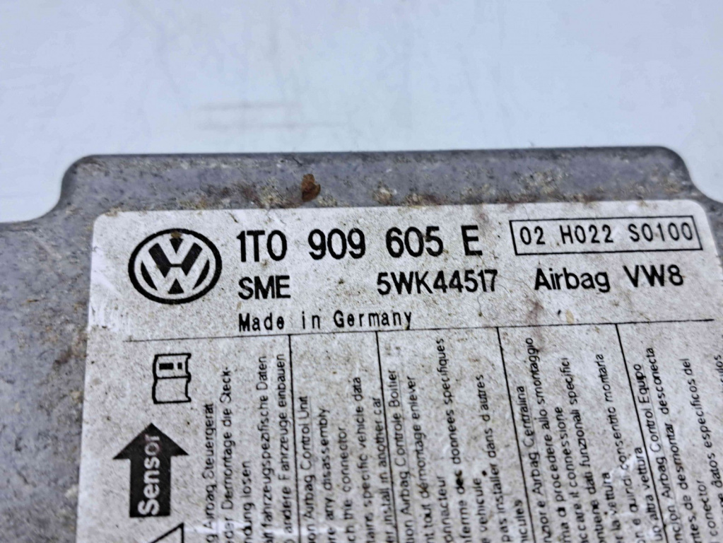 Calculator airbag Volkswagen Touran (1T3) [Fabr 2010-2015] 1T0909605E 2.0 TDI CFHC 103KW / 140CP