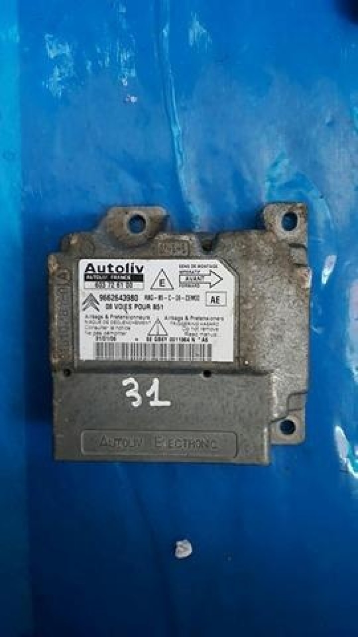 Calculator airbg-uri citroen c4 cod 9662643980