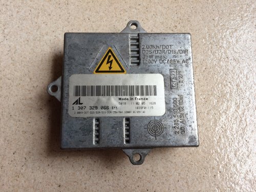 Calculator / Balast Far Xenon - Audi A3 , TT  * 4D0907476B / 1307329066  *