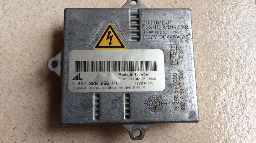 Calculator / Balast Far Xenon - Audi A3 , TT  * 4D0907476B / 1307329066  *