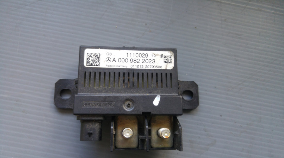 Calculator borna baterie mercedes a-class w176 b-class w246 a0009822023