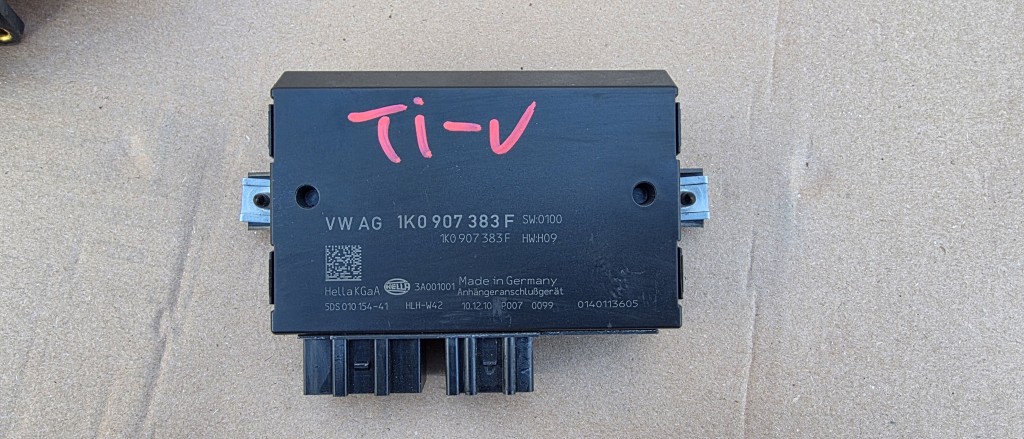 Calculator carlig remorcare Vw Golf 6 / Passsat B6 / Tiguan / Skoda Superb 2 2009 2010 2011 2012