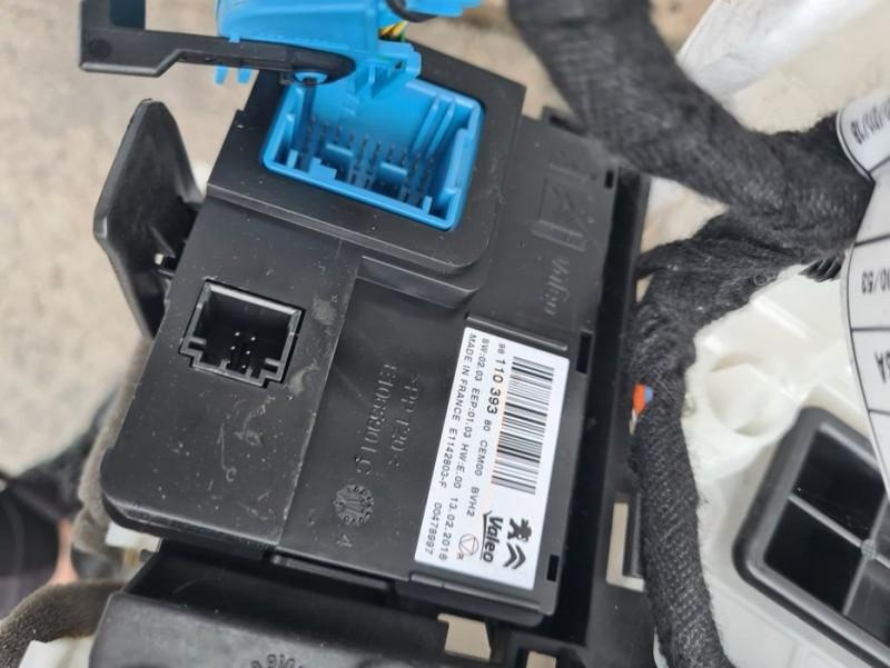 Calculator clima Opel Crossland X 2017-2020 9811039380