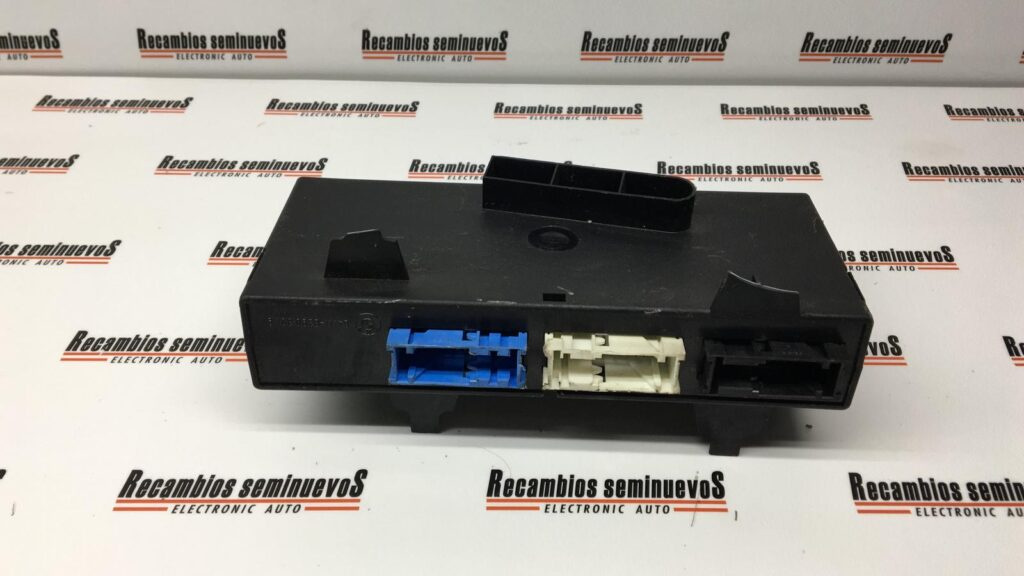 Calculator CLIMA UNITED TECHNOLOGIES AUTOMOTIVE BMW E36 6411-8391512.1 / 6411 8391512 1 / 641183915121 / 8391514.9 / 8391514 9 / 839151496411-8391512.1 / 6411 8391512 1 / 641183915121 / 8391514.9 / 8391514 9 / 83915149