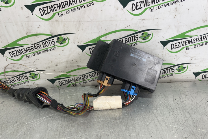 Calculator confort 1J0959799AH / 1J0 959 799 AH Volkswagen VW Golf 4 [1997 - 2006] Hatchback 3-usi 1.6 MT (105 hp)