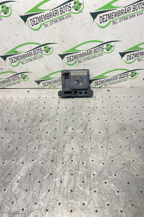 Calculator confort A 906 900 04 01 A 906 900 04 01 A 906 900 04 01 Mercedes-Benz Sprinter 2 906 [2006 - 2013] Autoutilitara duba 5-usi 2.2 CDI MT (109 hp)