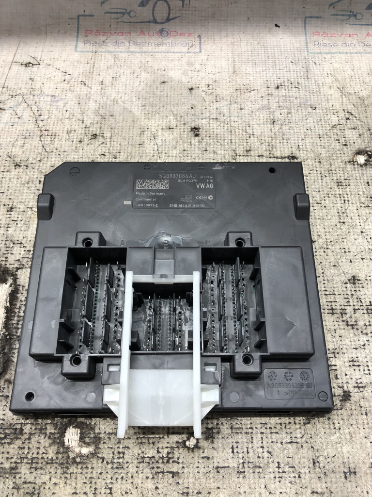 Calculator confort Audi A3 8V Cabrio 2.0 Motorina 2014, 5Q0937084AJ