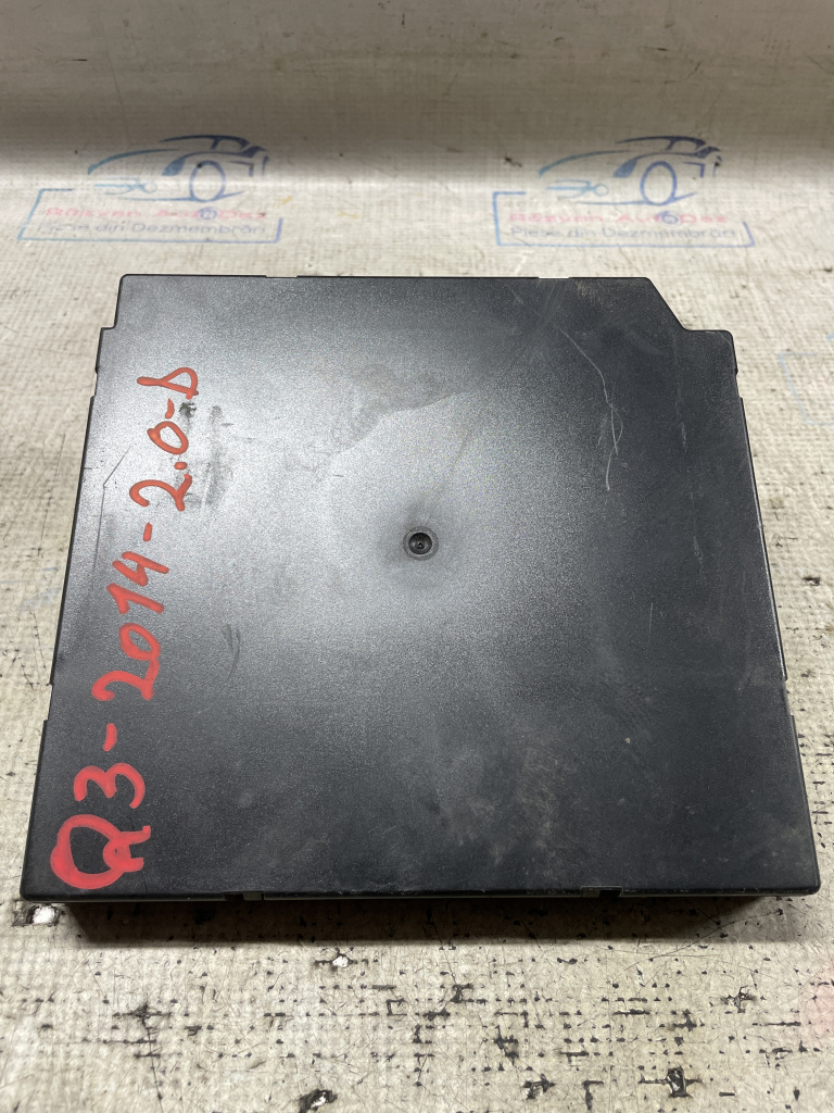 Calculator confort Audi Q3 2.0 Motorina 2014, 8X0907063K