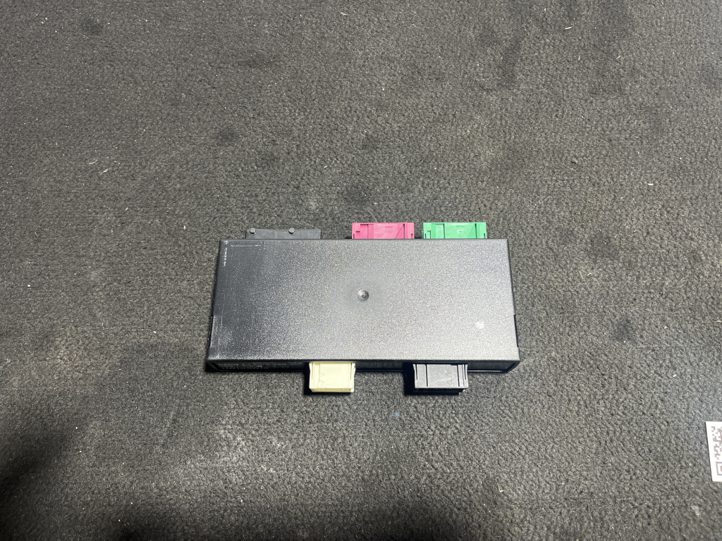 Calculator confort bcm BMW E36 328i Cabrio manual sedan 1997 (8369482)