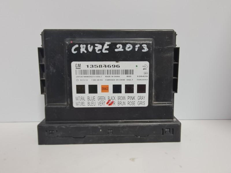 Calculator confort BCM Chevrolet Cruze 2011-> J305 13584696