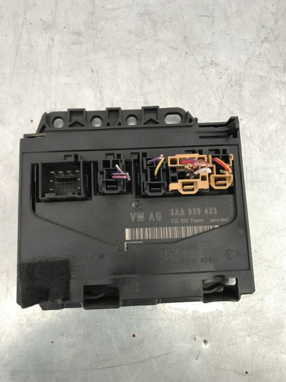 Calculator confort bcm Passat Variant B7 2.0TDI DSG sedan 2012 (3AA959433)