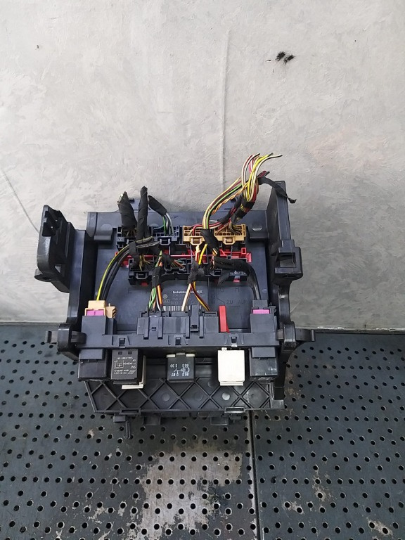 Calculator confort bcm seat toledo 3 5p 1k0937049n