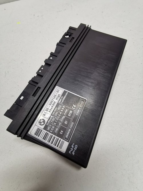 Calculator Confort Bmw seria 5 E60 E61 61 35 6957143 01 modul comfort KBM High