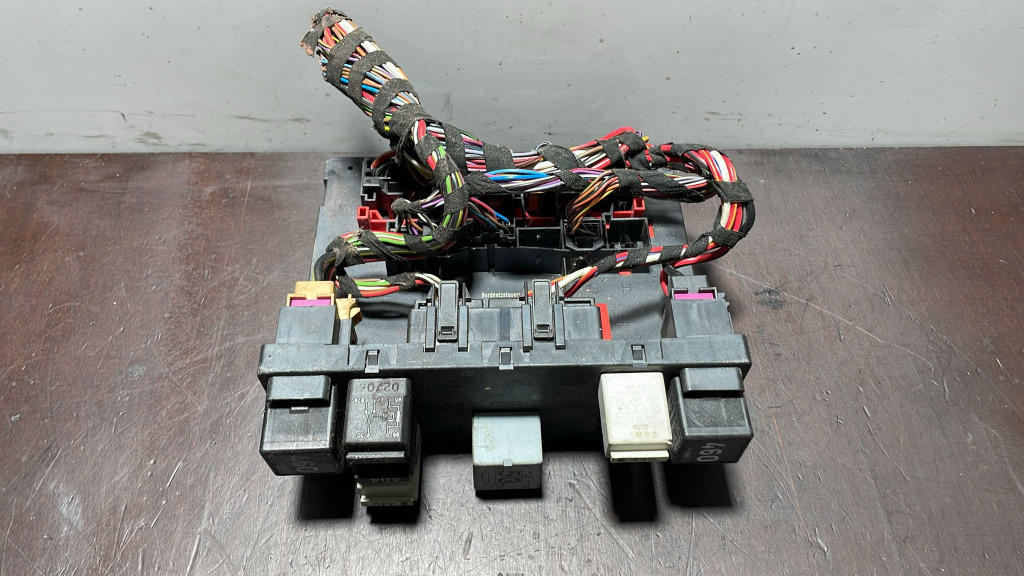 Calculator confort cod 3C0937049D Volkswagen Skoda Seat