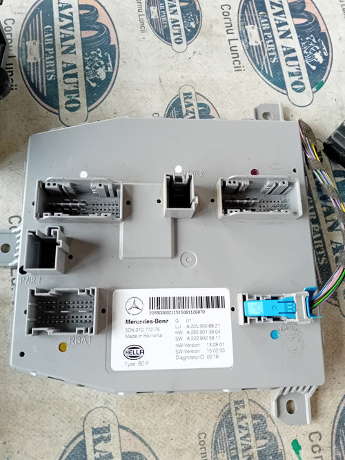 Calculator confort Mercedes C Class W205, 5DK01077275