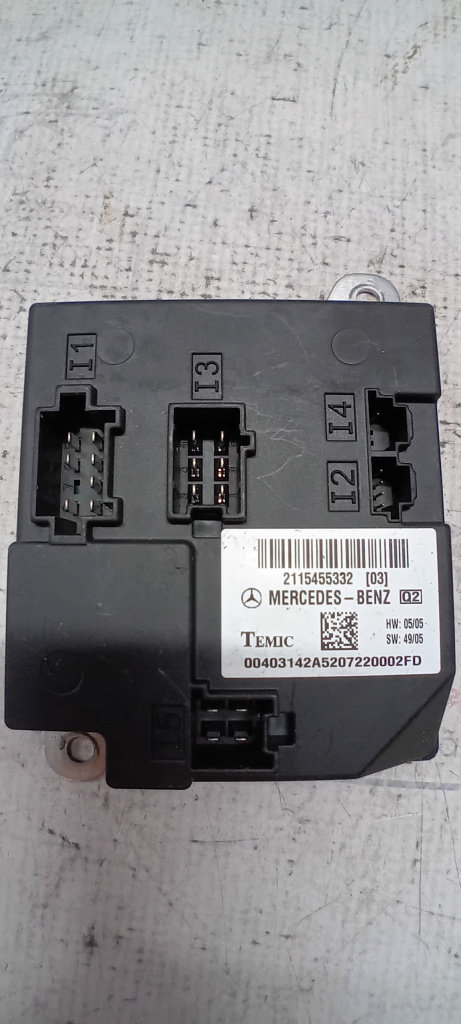 Calculator confort Mercedes CLS, 2115455332