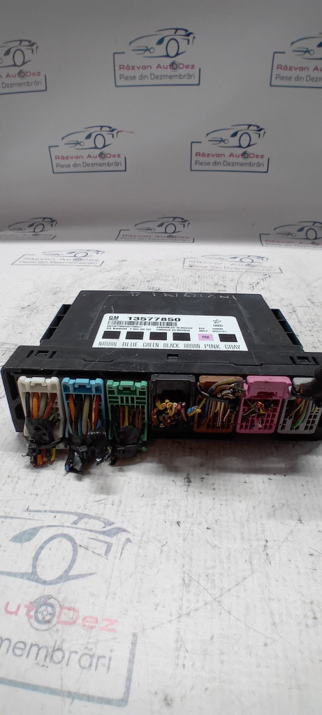 Calculator confort Opel Insignia A 2010, 13577850