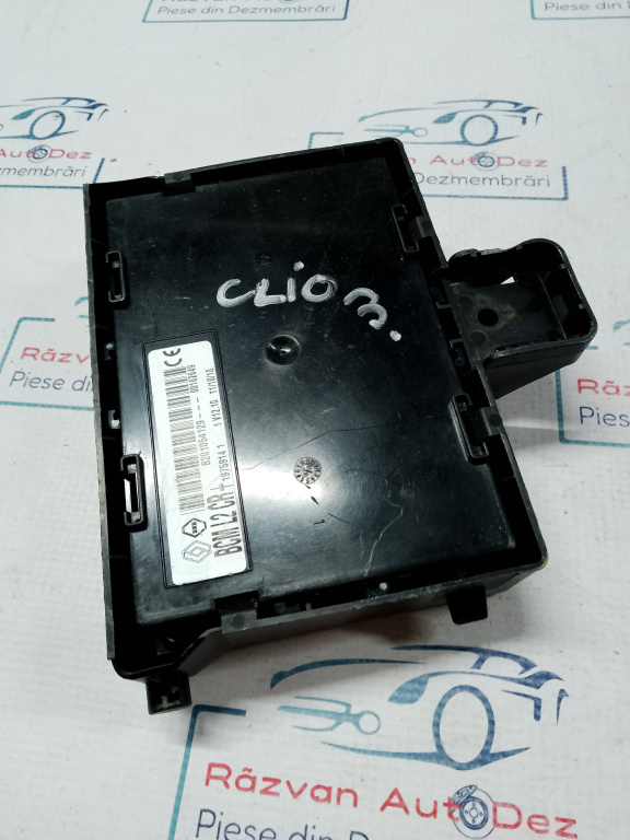 Calculator confort Renault Clio 3 2010, 8201054129